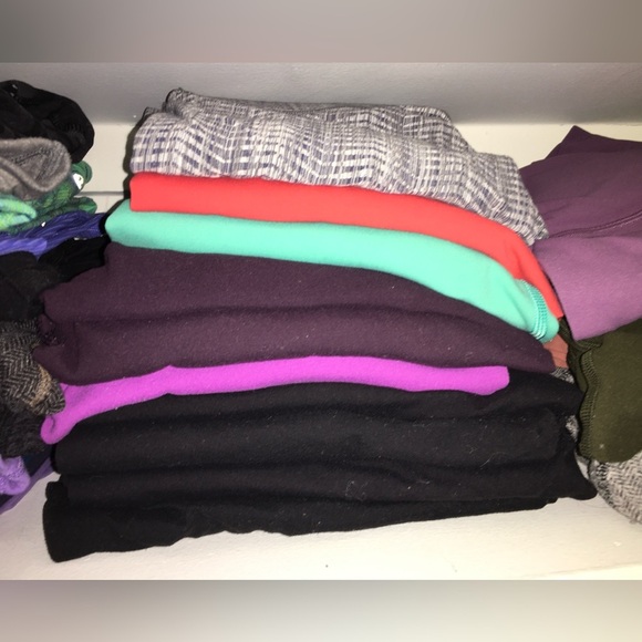 LuLulemon Wunder Under - Picture 12 of 17